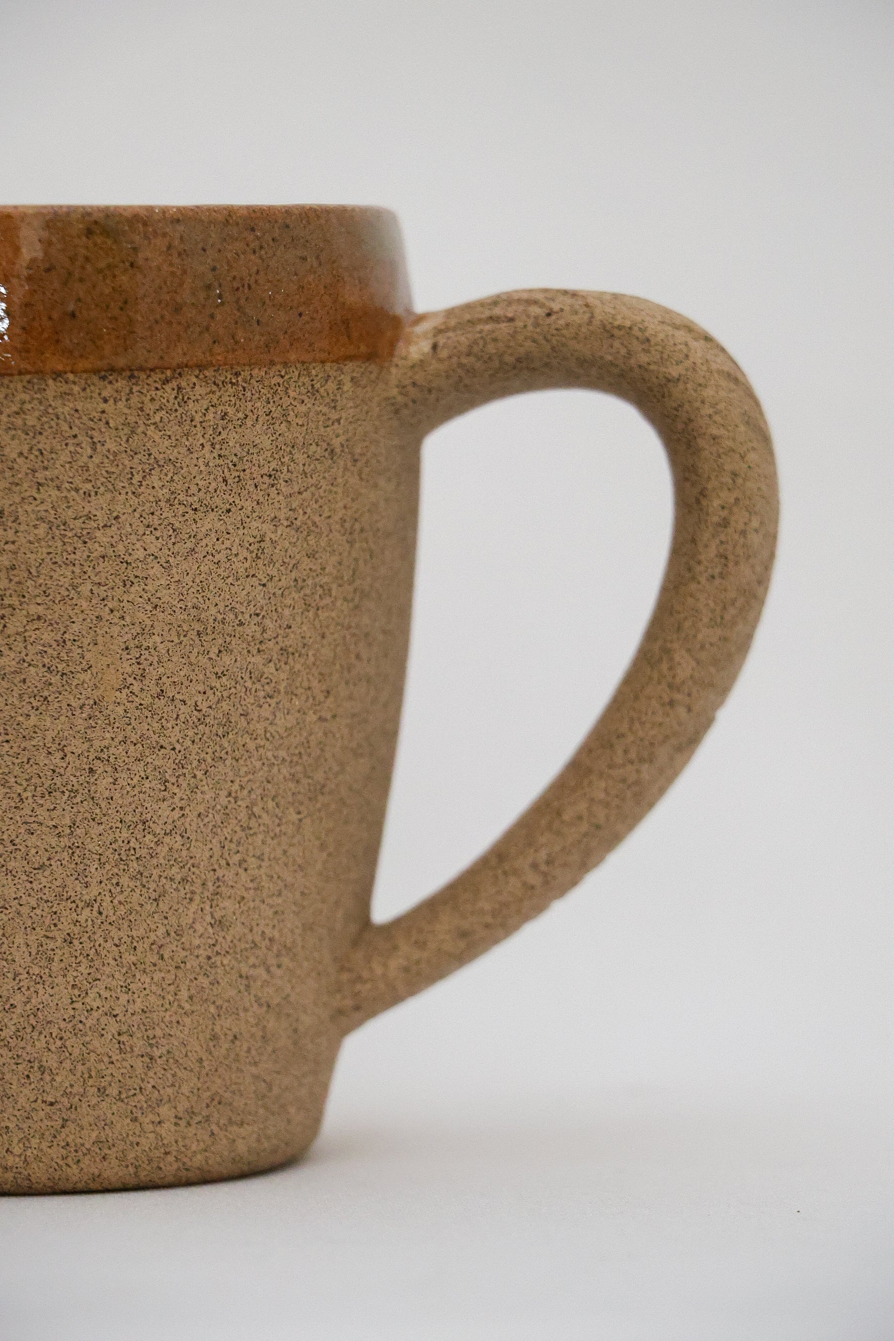 Caneca Cerâmica Artesanal, Mari Silva