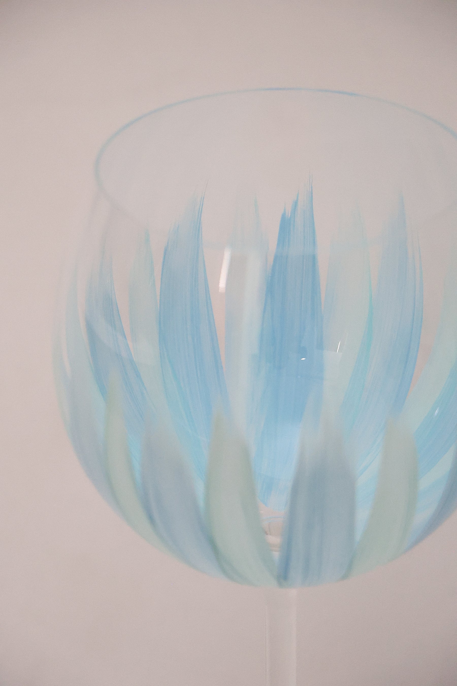 Taça de Cristal de Titânio 570ml Pintada à Mão