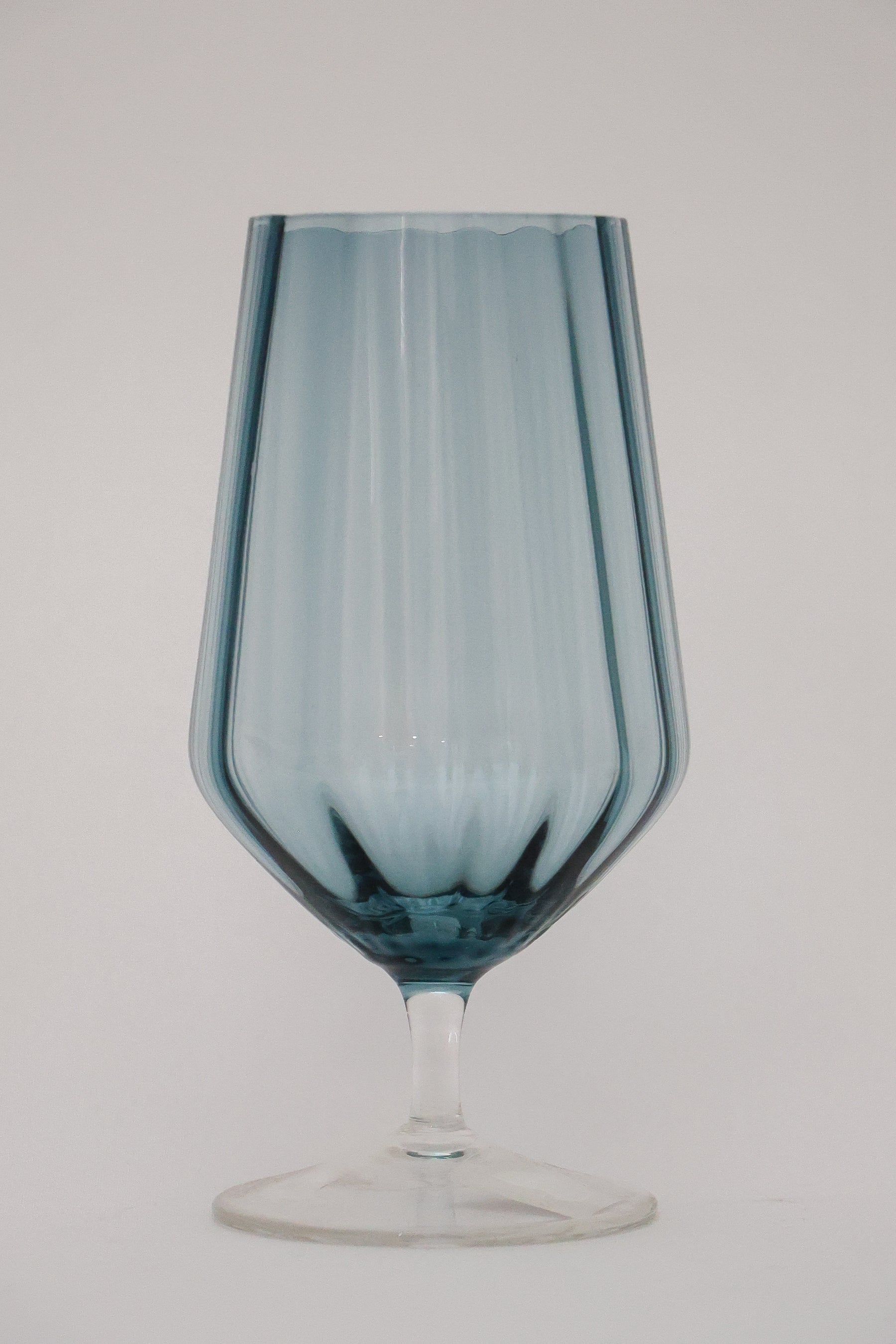 Taça de Vidro P/ Cerveja Azul Marinho 500ml