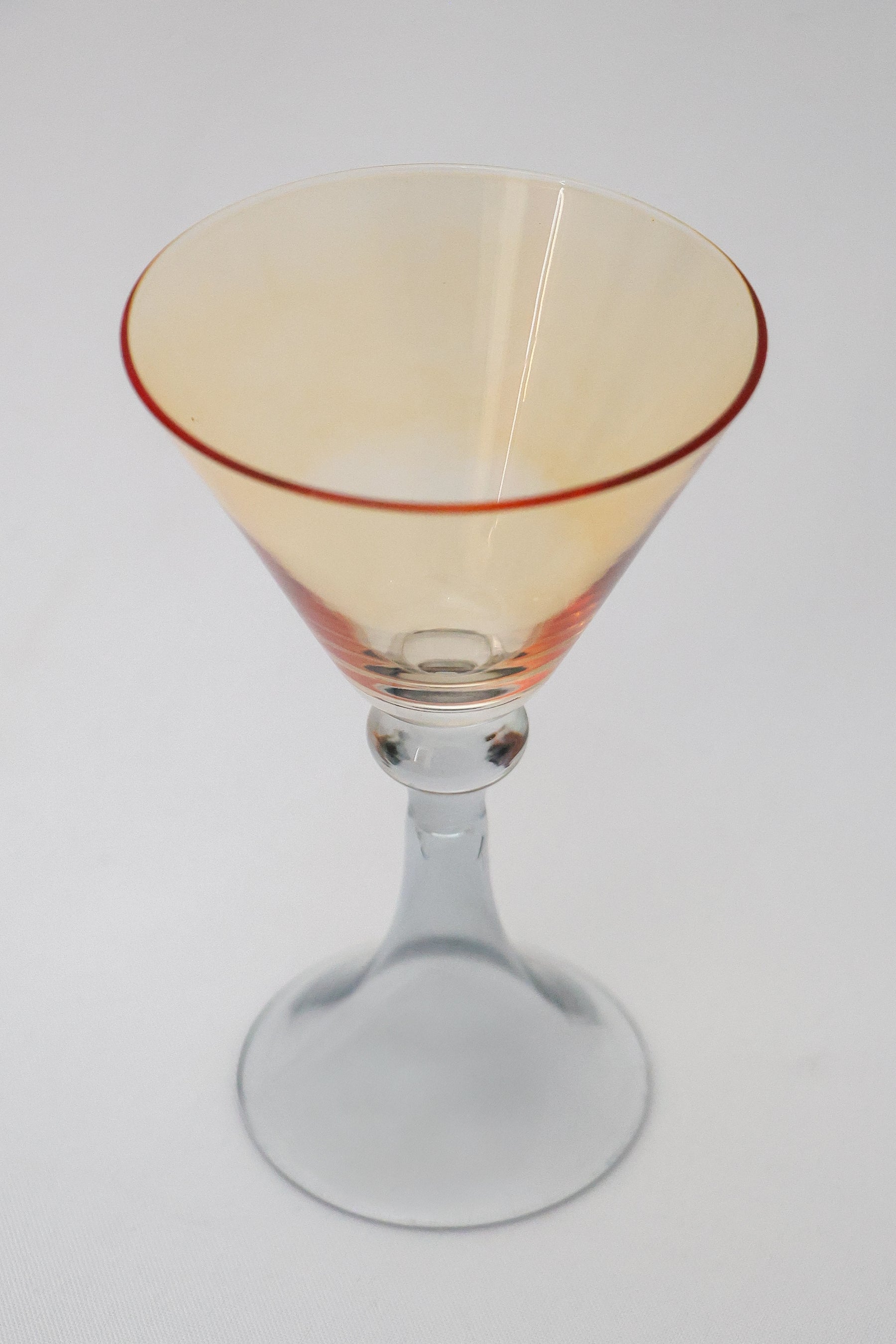 Taça de Vidro Coupe Suiça 150ml - Ambar e Cinza