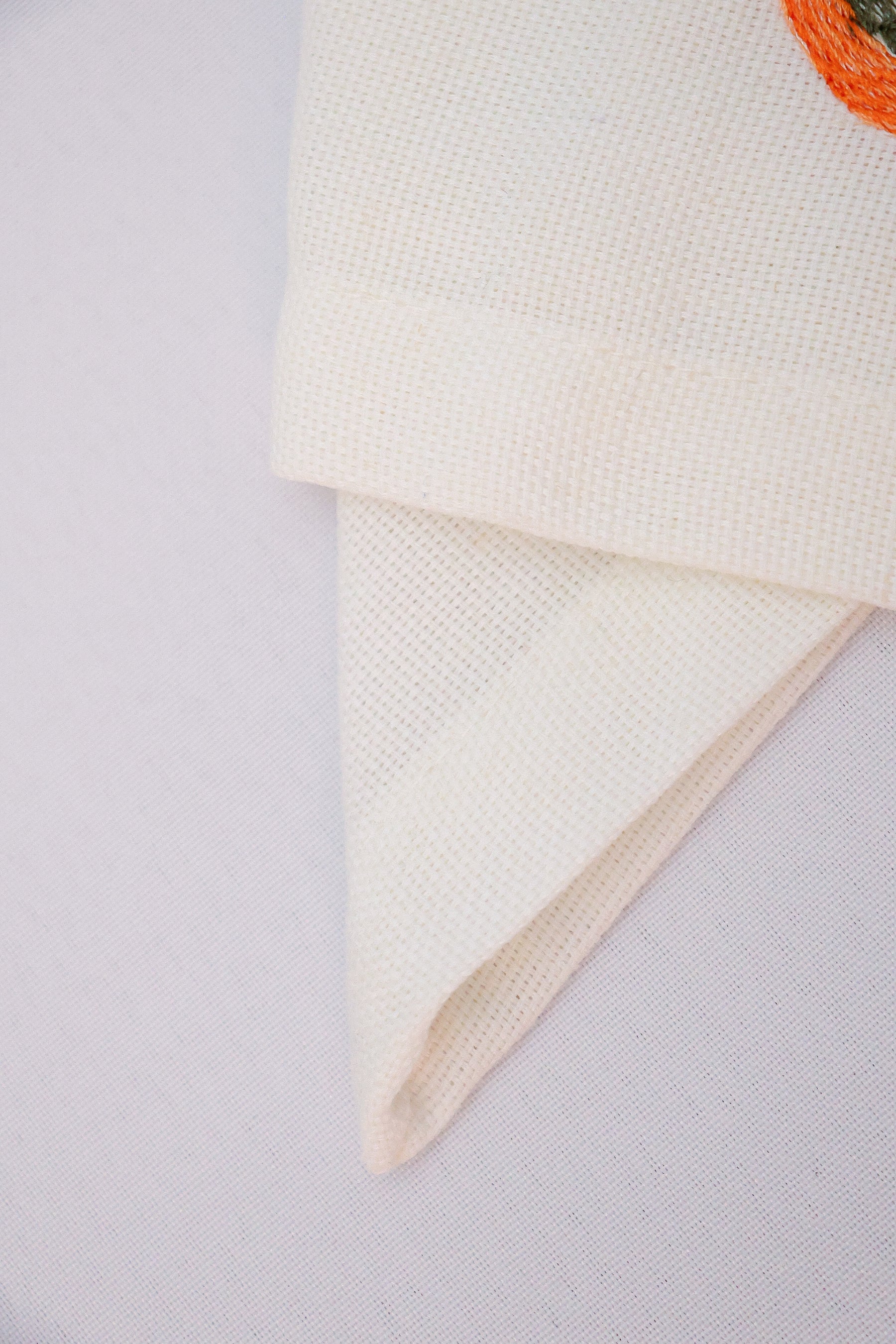 Guardanapo Linhão Off White Bordado Sabiá Verde Mameg