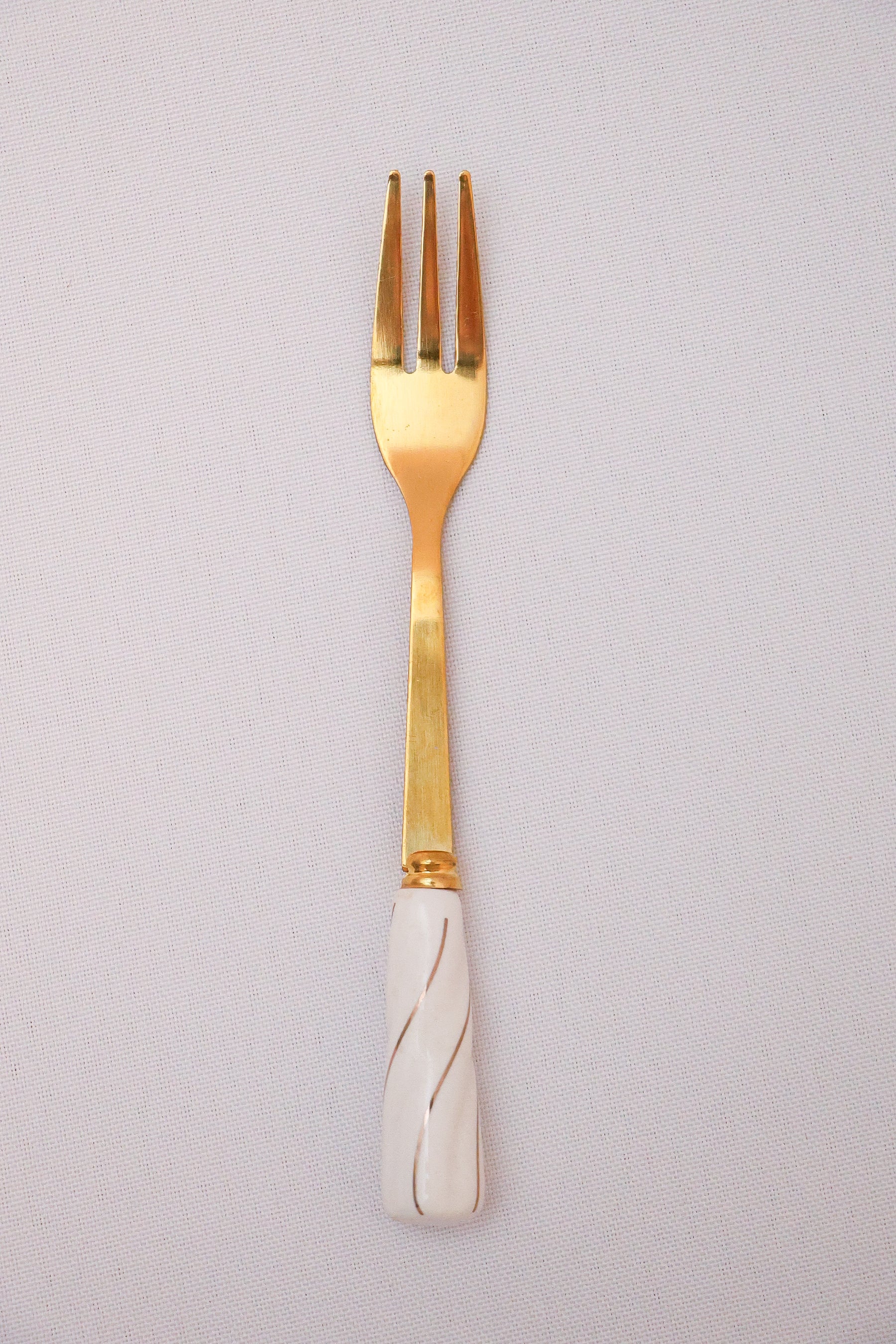 Garfos para Aperitivo Aço Inox Dourado com cabo Cerâmica Branca Wolff