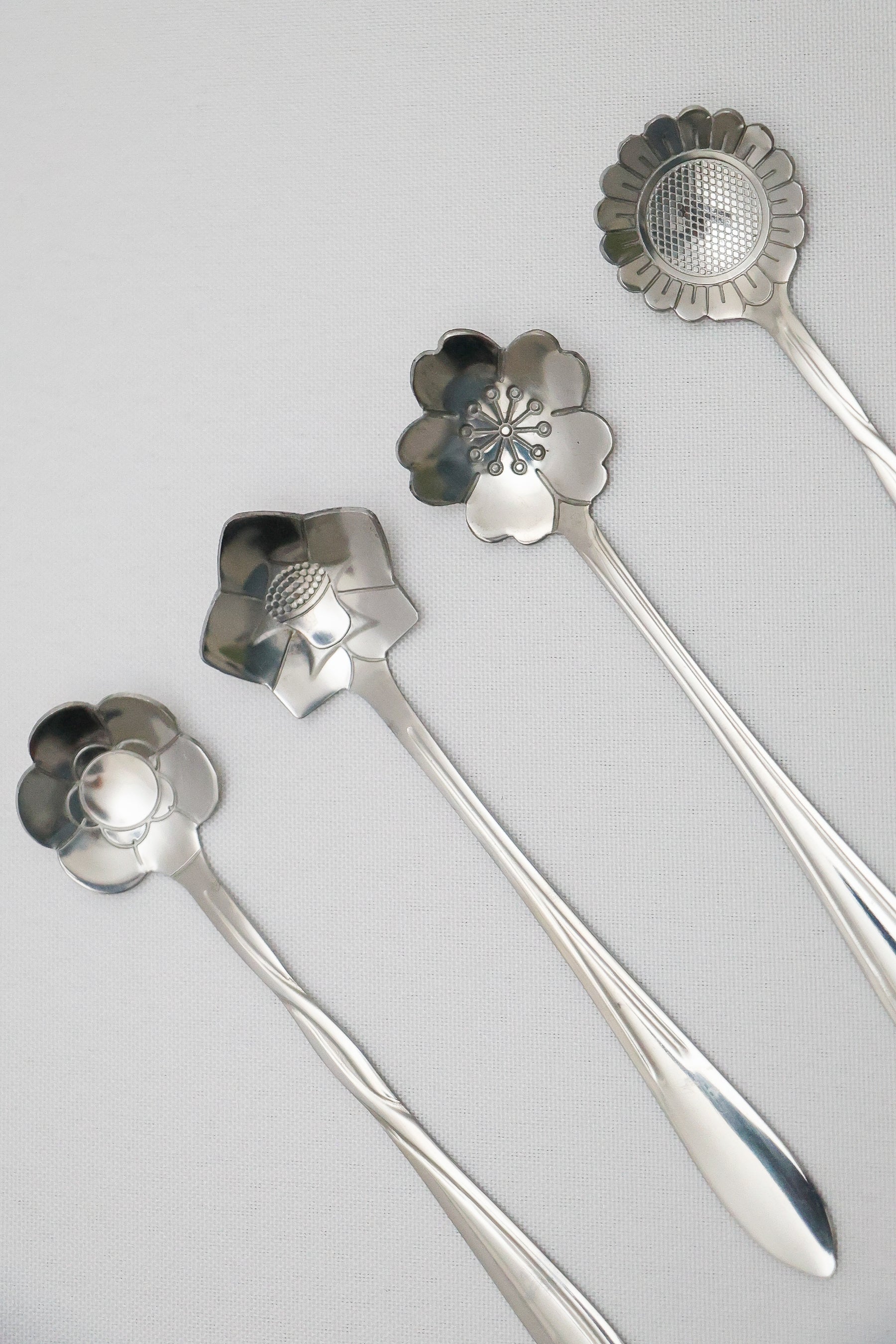 Colheres Aço Inox Flores Prata Wolff