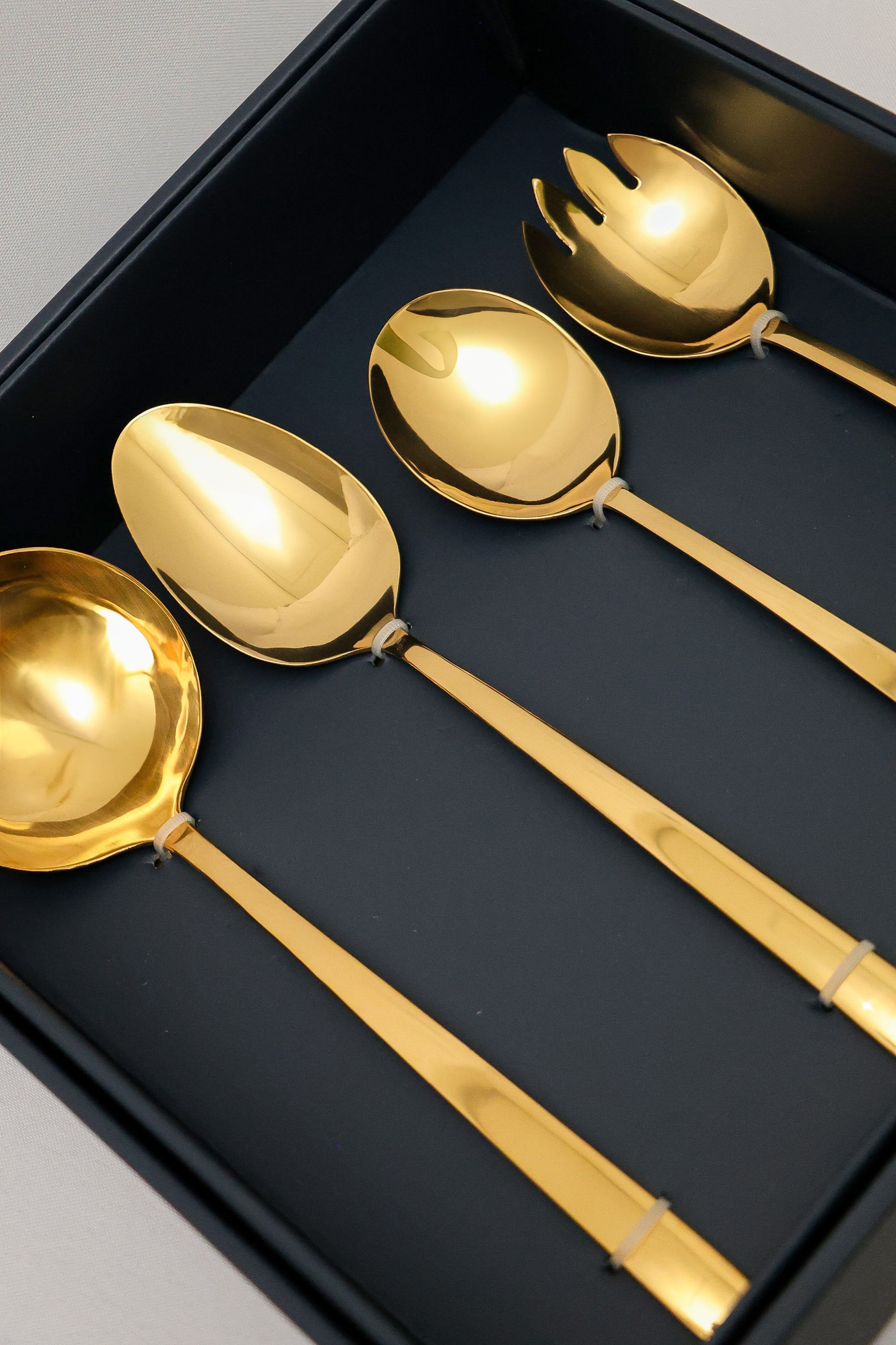 Talheres para Servir Vienna Dourado Wolff