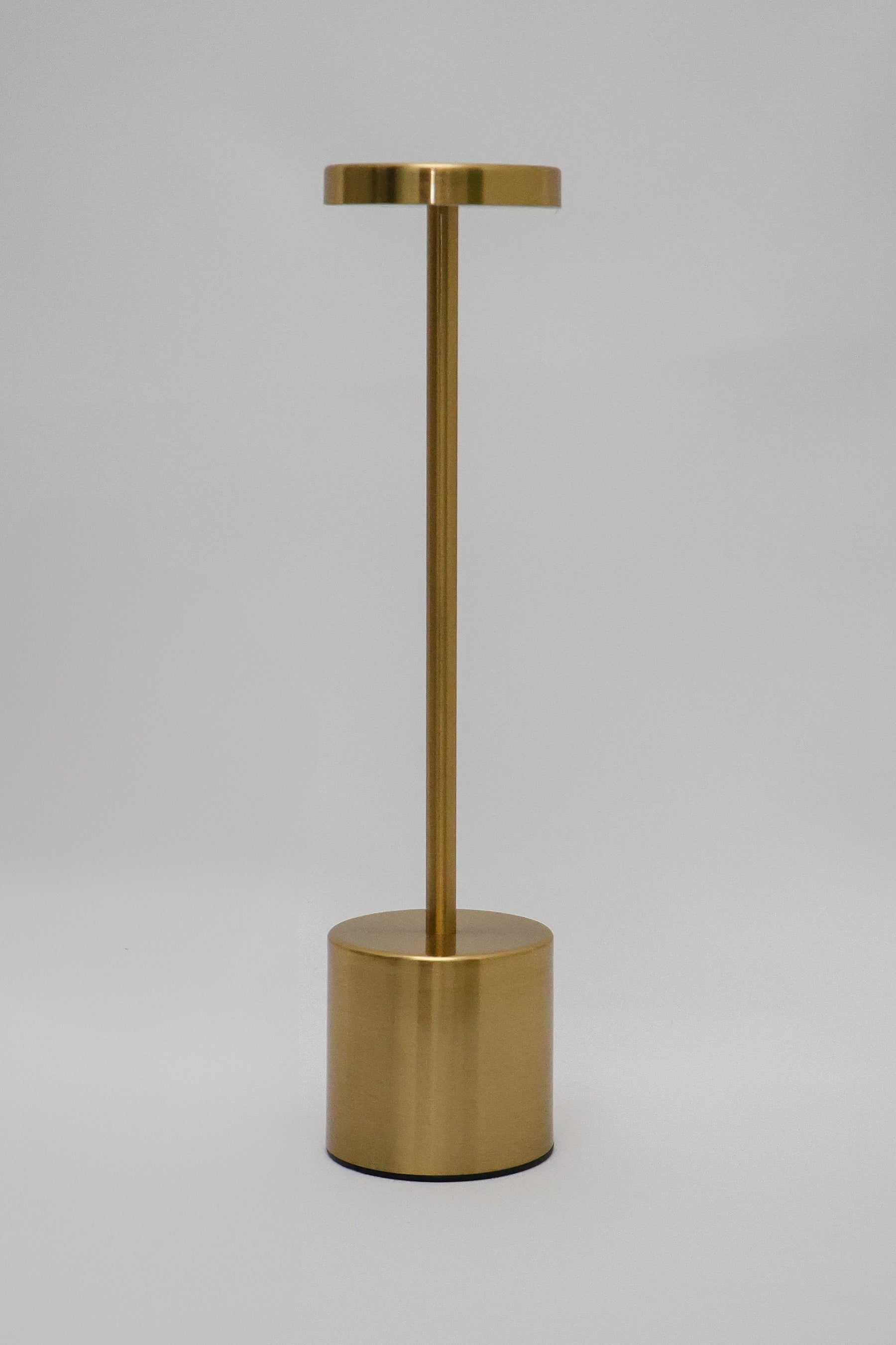 Luminária de Mesa Tátil Holly