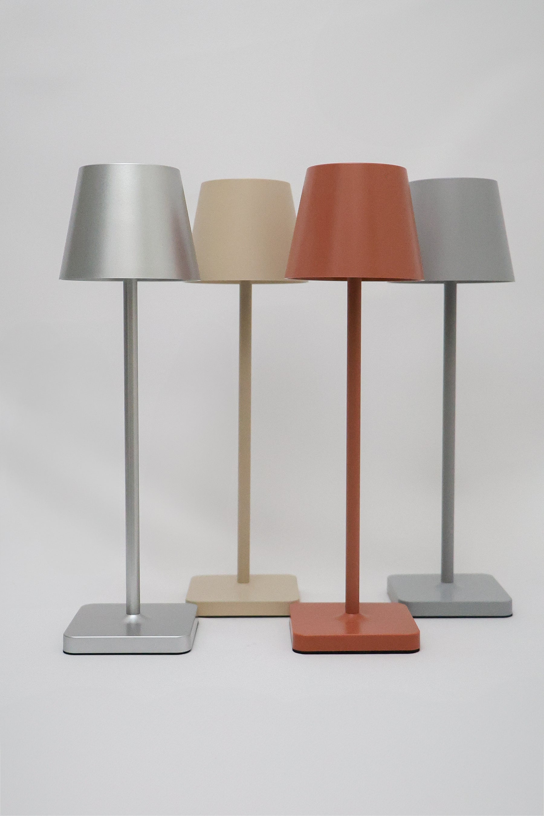 Luminária de Mesa Tátil Ross