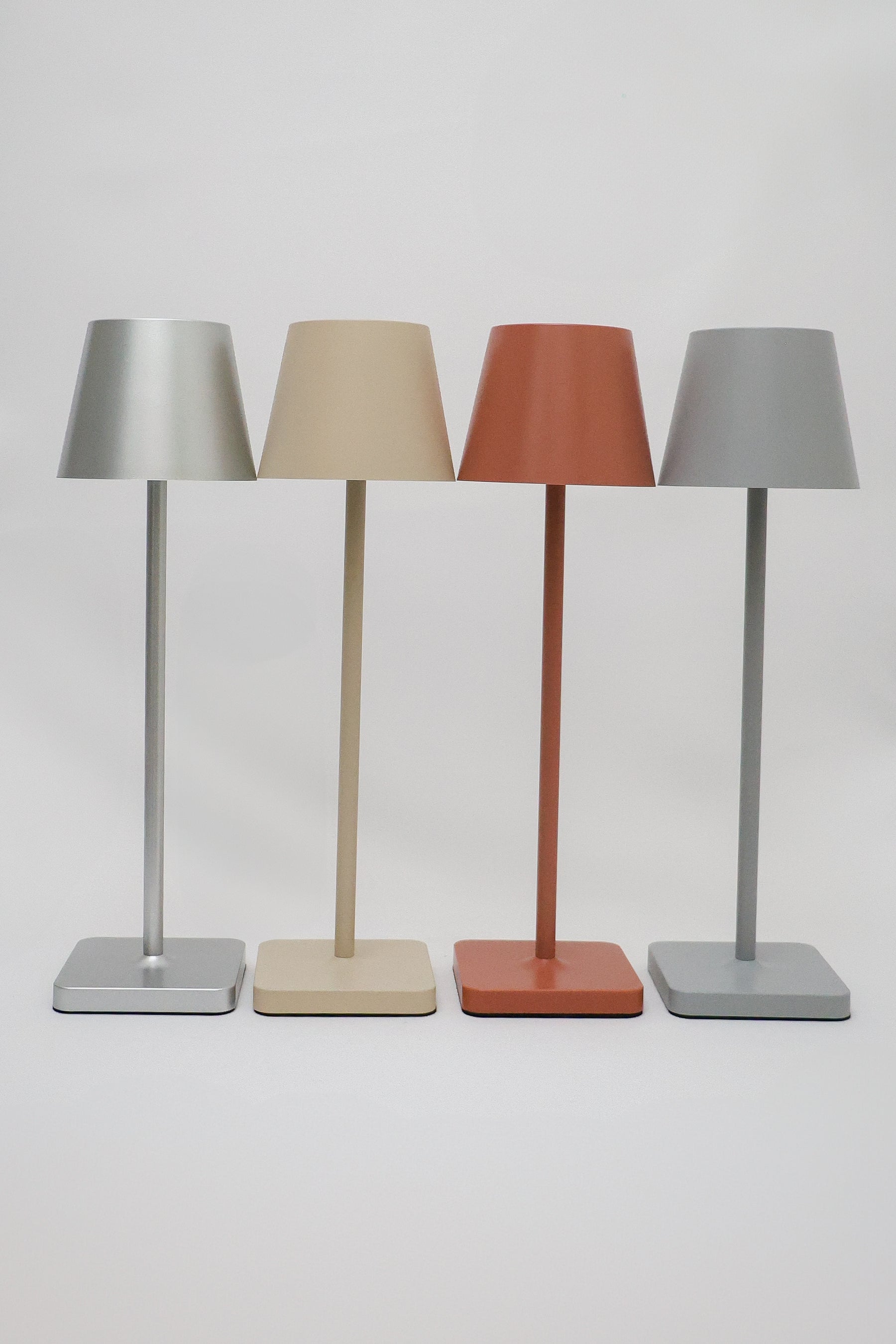 Luminária de Mesa Tátil Ross