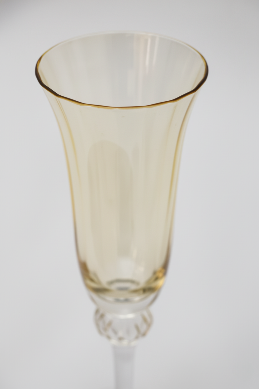 Taça de Vidro p/ Champanhe Espanha 180ml - Âmbar e Cinza