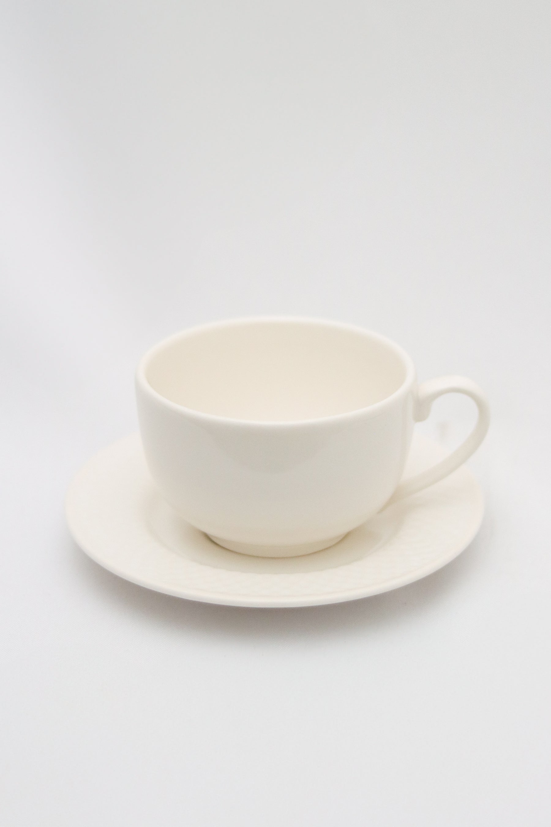 Xícara de Chá C/ Pires Split White Plus Alleanza