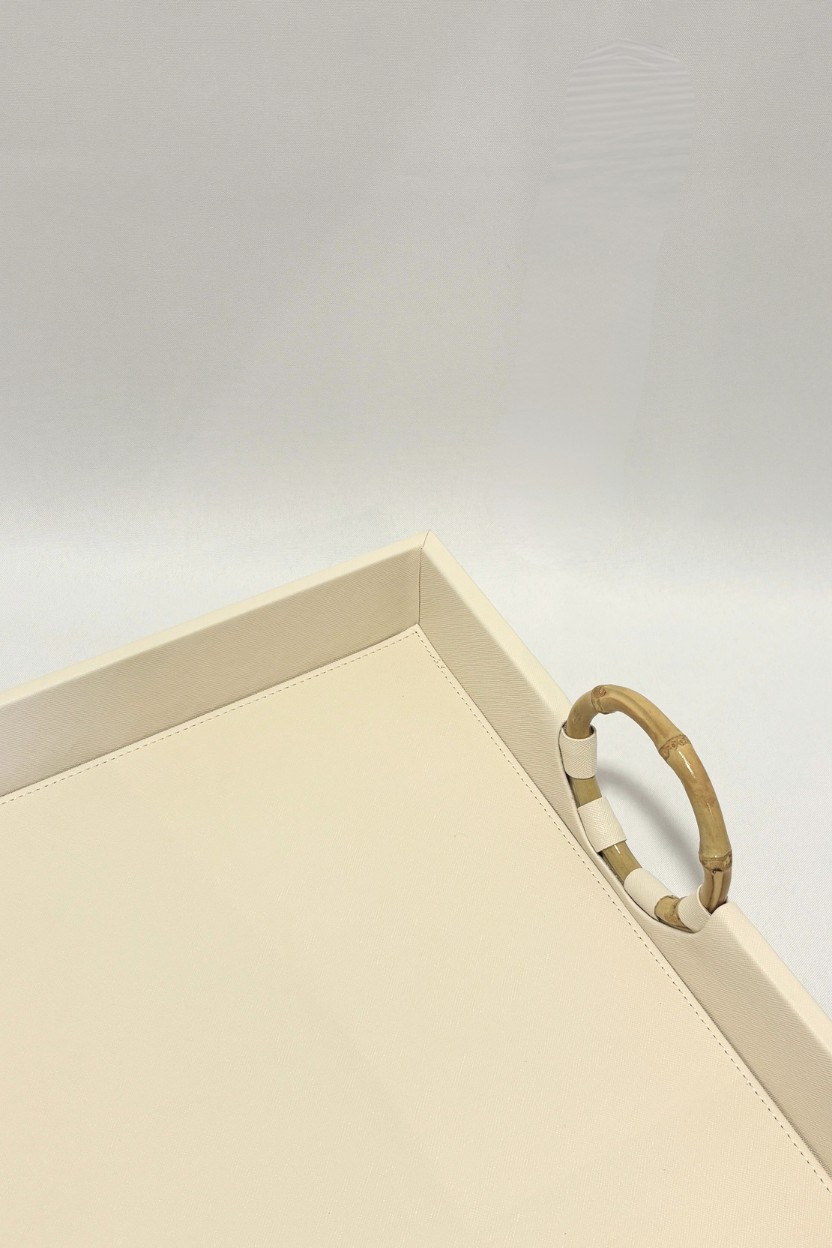 Bandeja em MDF e Courino Off White Mart