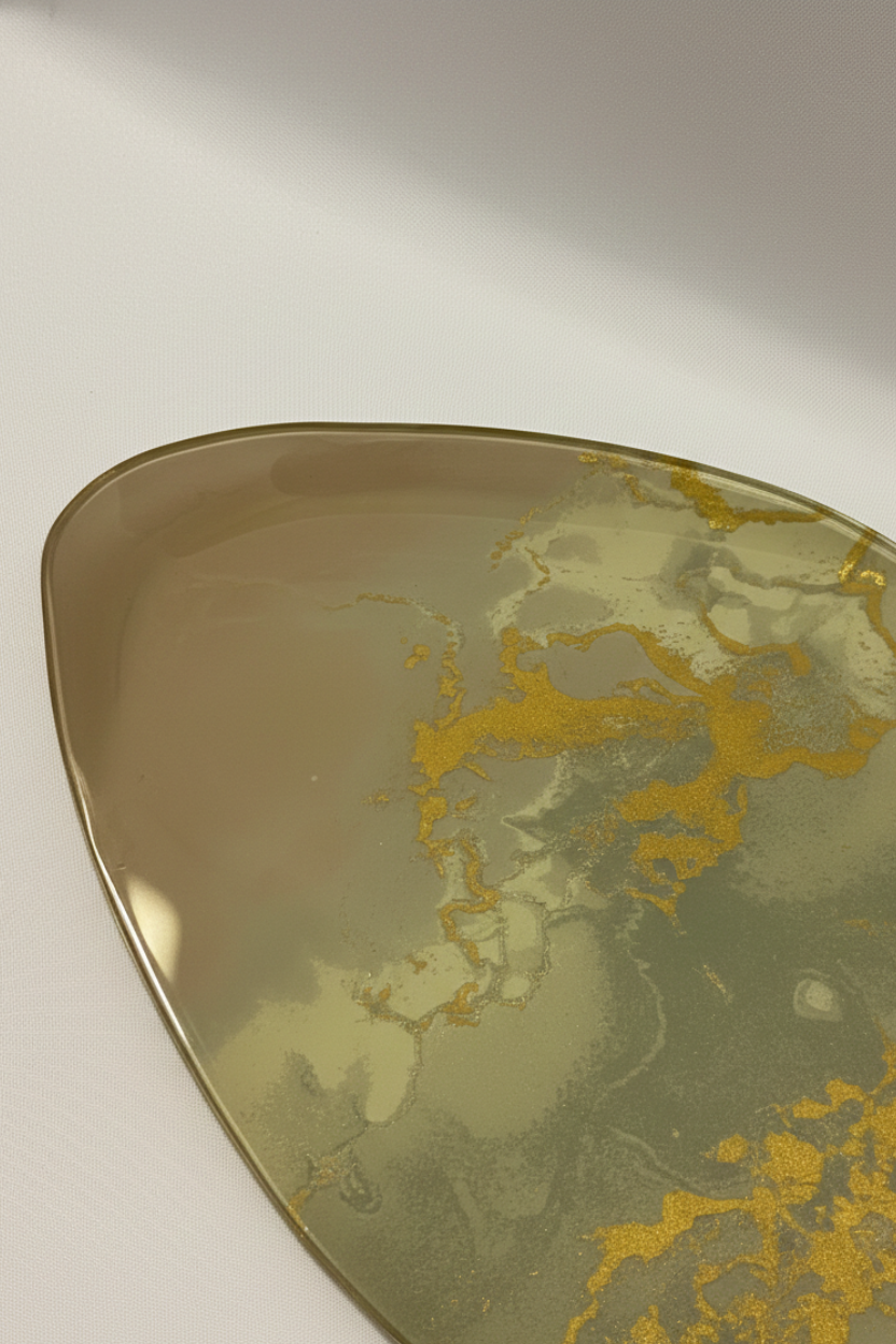 Bandeja Pedra Orgânica G com Alça Rosa/Cinza e Dourado