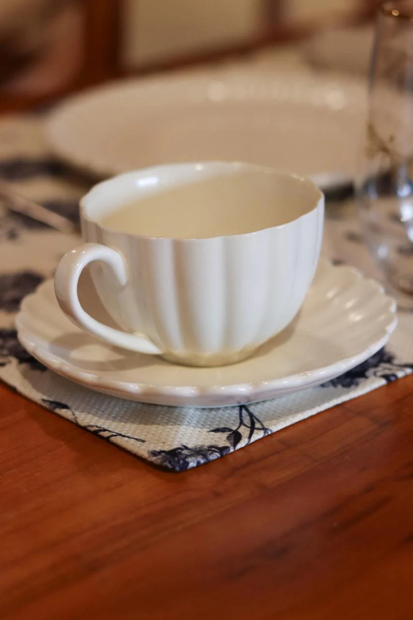 Jogo 2 Xícaras de Chá com Pires Pétalas, Wolff