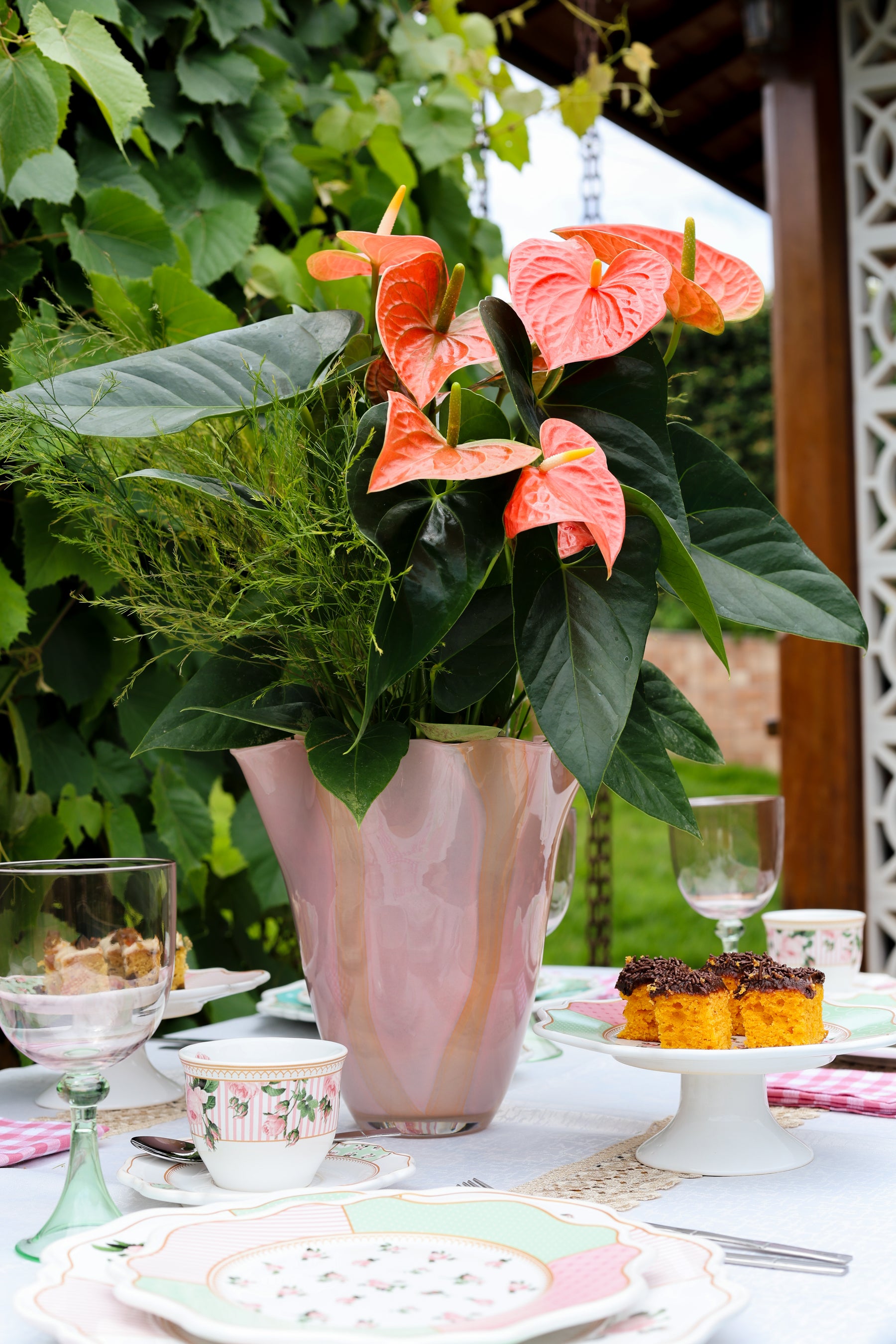Vaso em Vidro Orgânico Rosa Mart