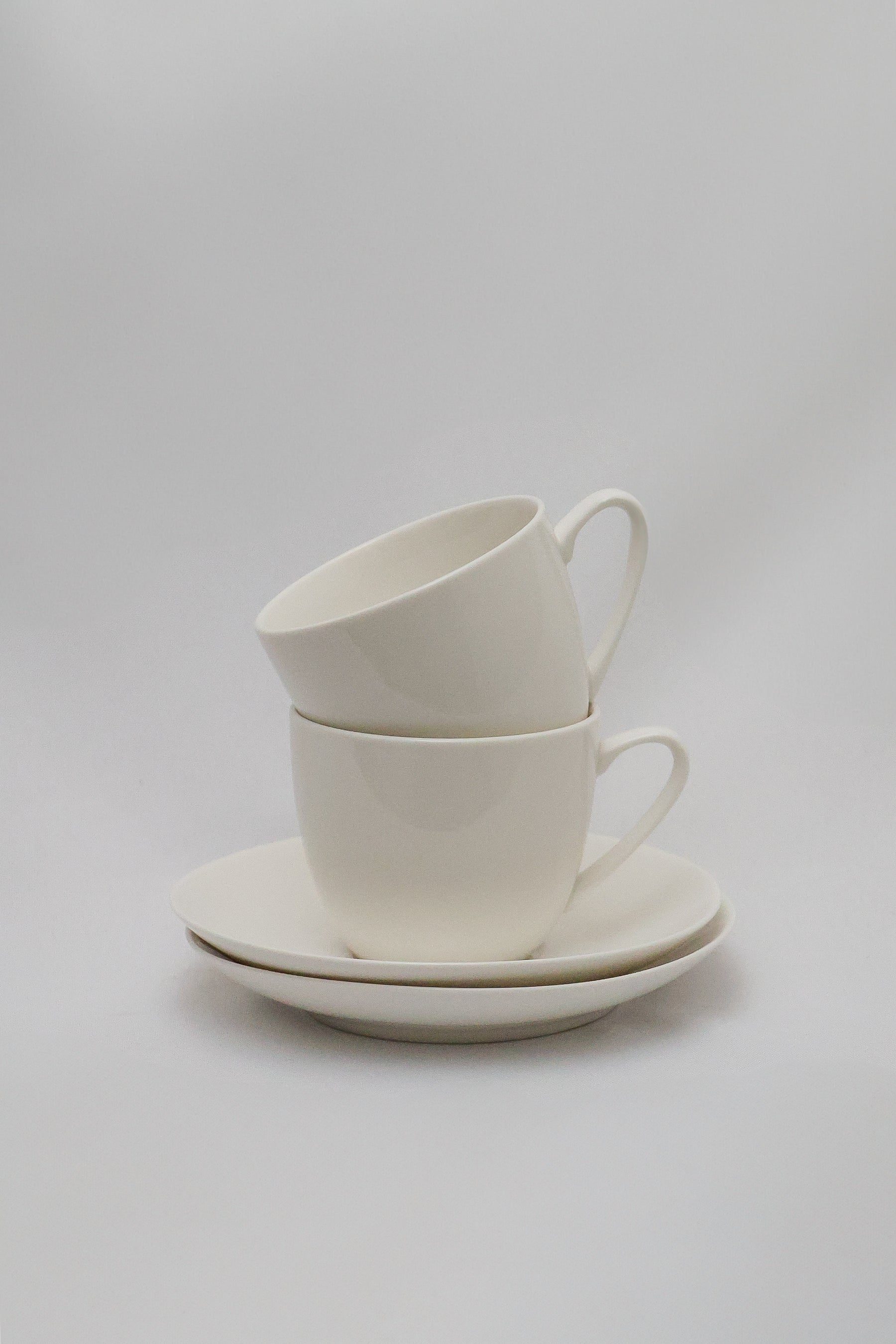 Xícara De Chá C/ Pires Clean Porcelana Lyor