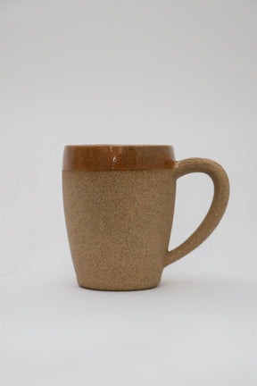 Caneca Cerâmica Artesanal Mari Silva