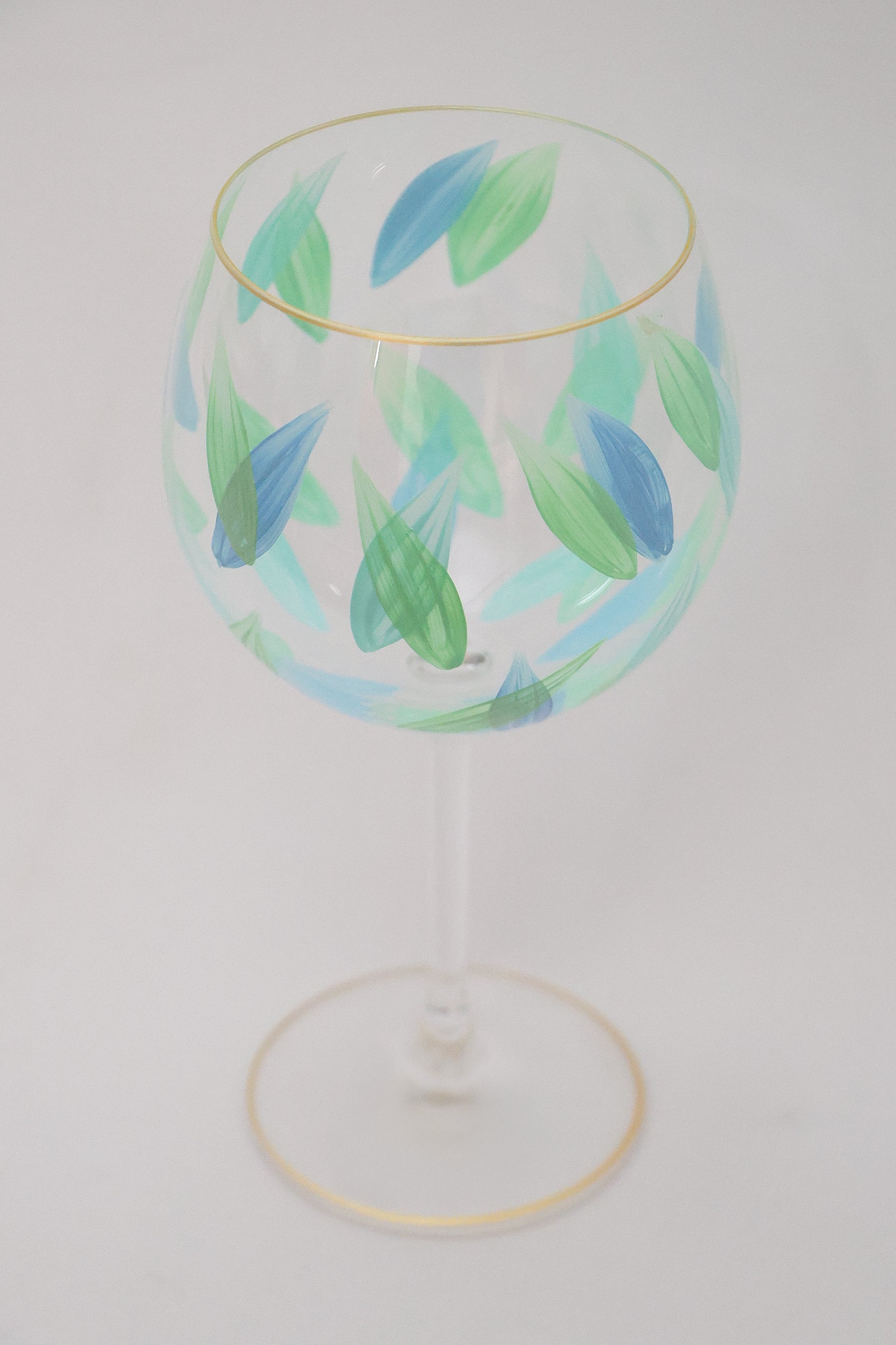 Taça de Cristal de Titânio Green 570ml Pintada à Mão