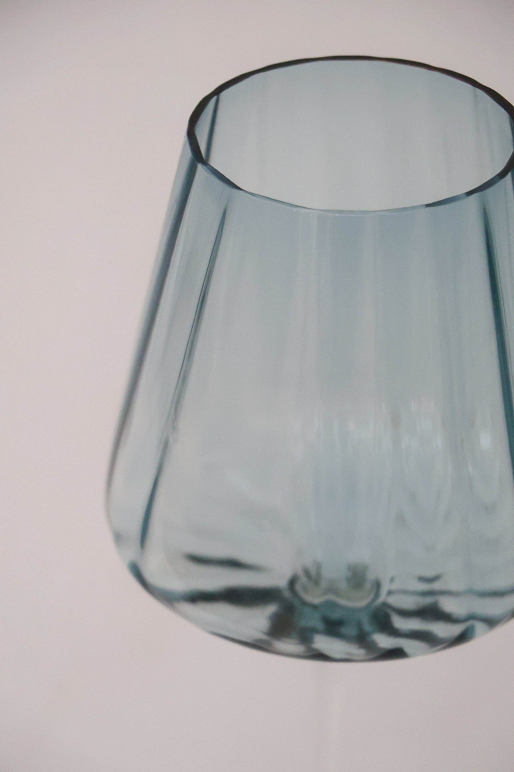 Taça de Vidro P/ Vinho Azul Marinho 450ml