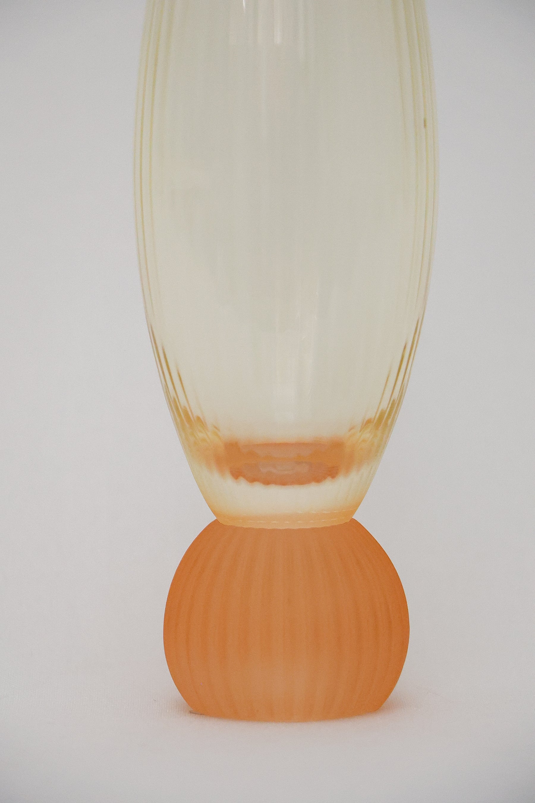 Taça de Vidro p/ Champanhe Esfera Colors 210ml