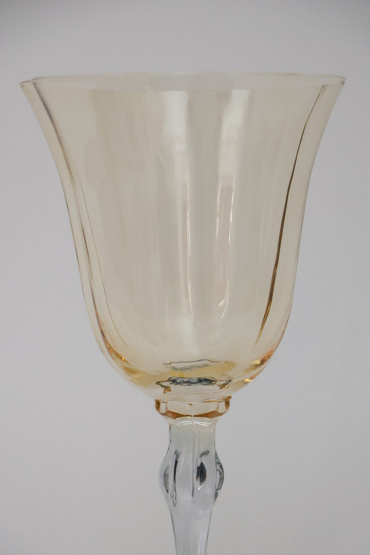 Taça de Vidro p/ Vinho França 300ml - Ambar e Cinza