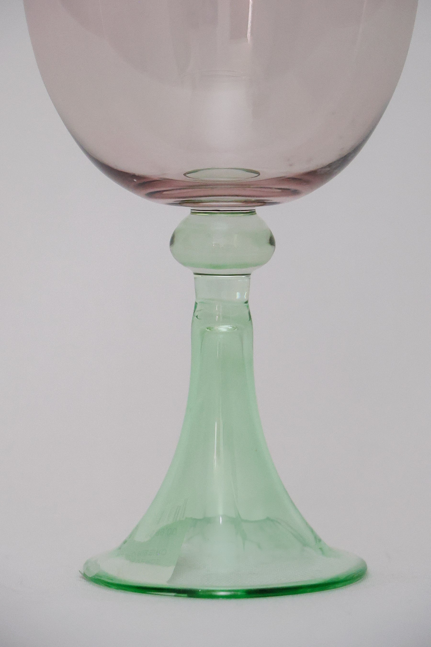 Taça de Vidro P/ Vinho Chile 360ml - Rosa e Verde