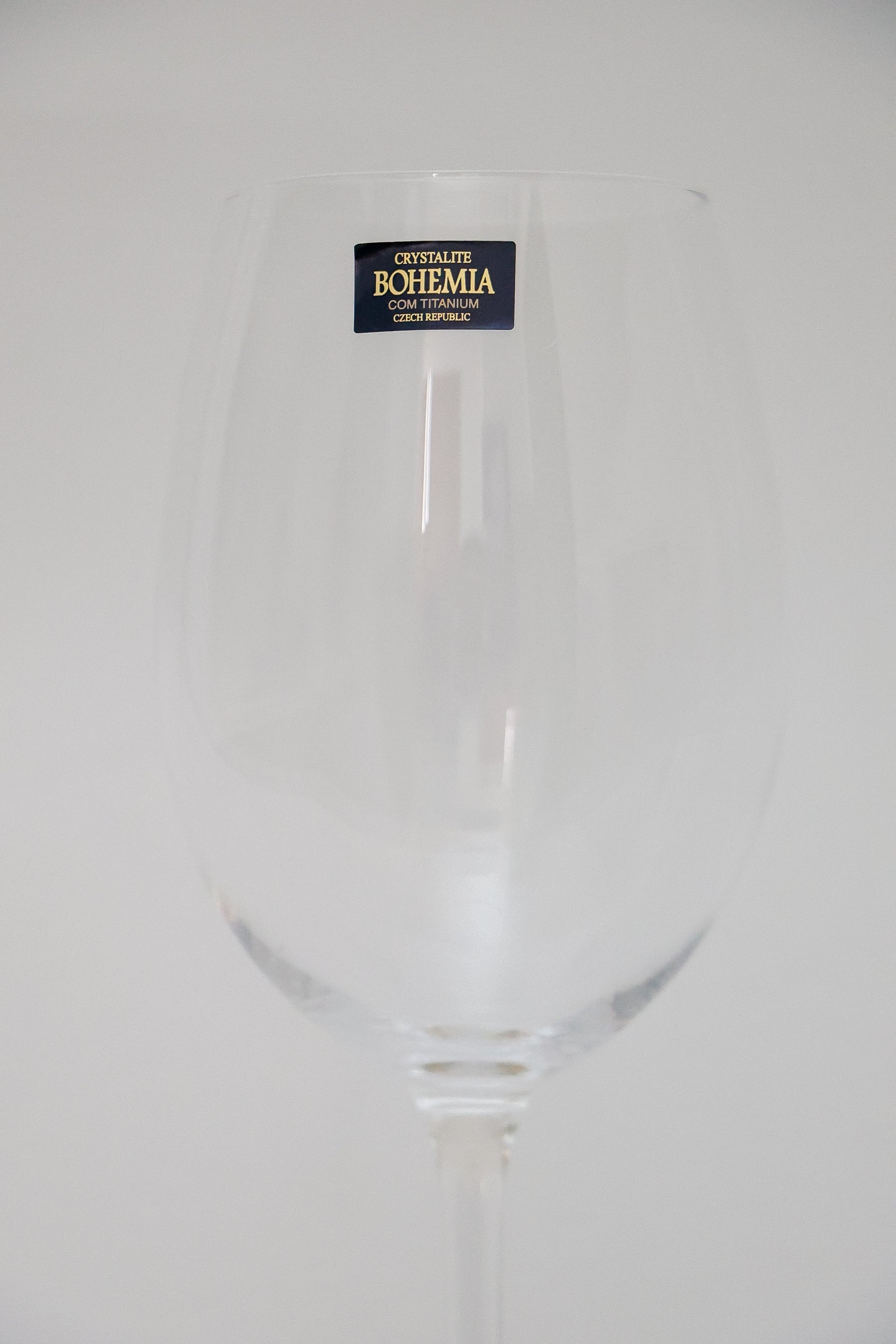 Taça de Cristal p/ Vinho 450ml Linha Bohemia Lyor