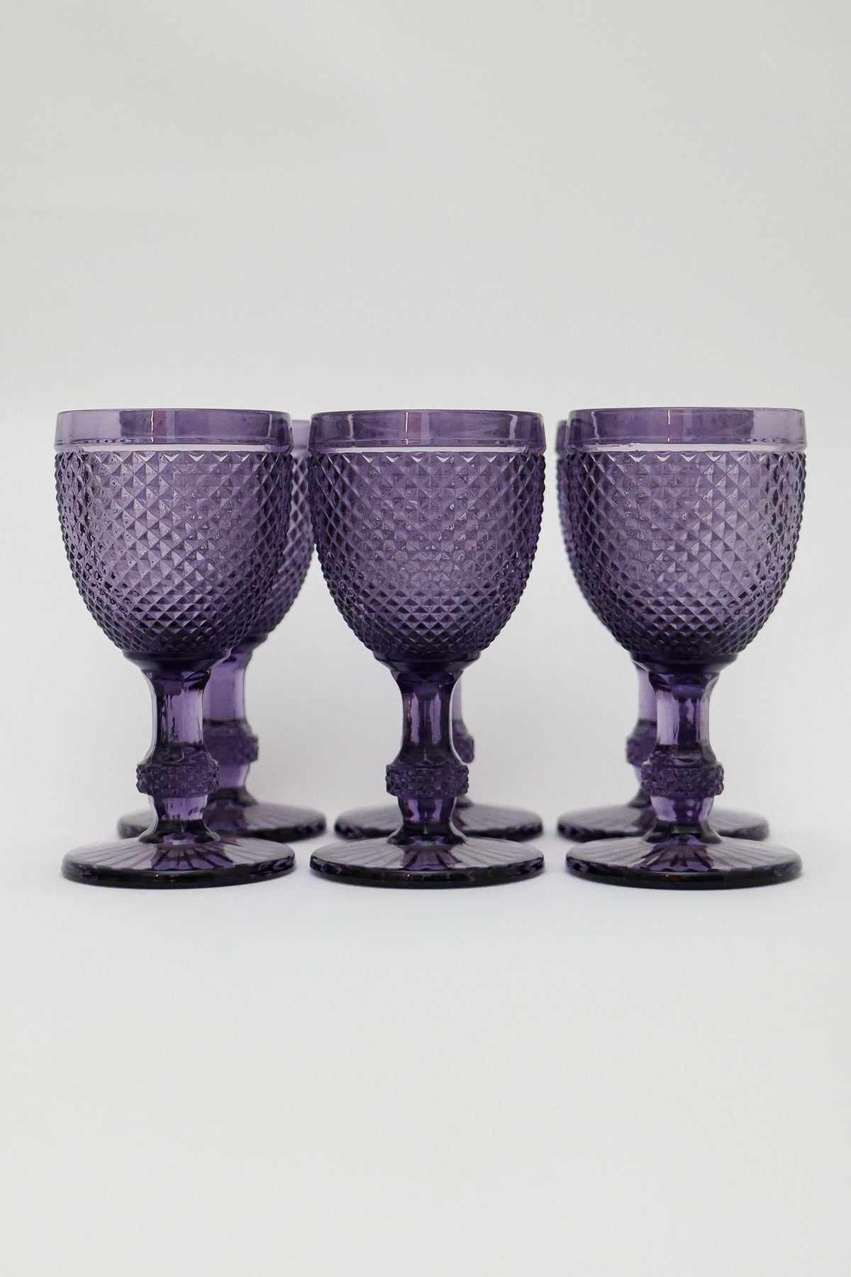 Taça de Vidro Bico de Jaca Roxa