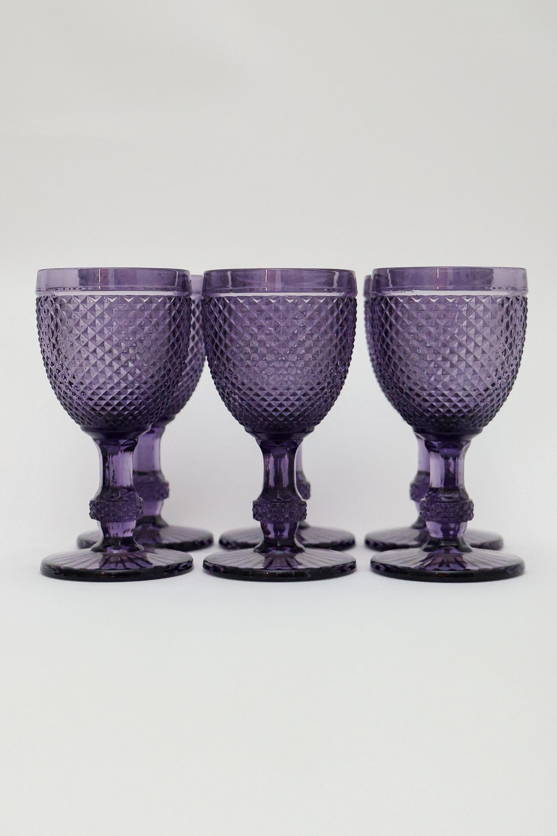 Taça de Vidro Bico de Jaca Roxa