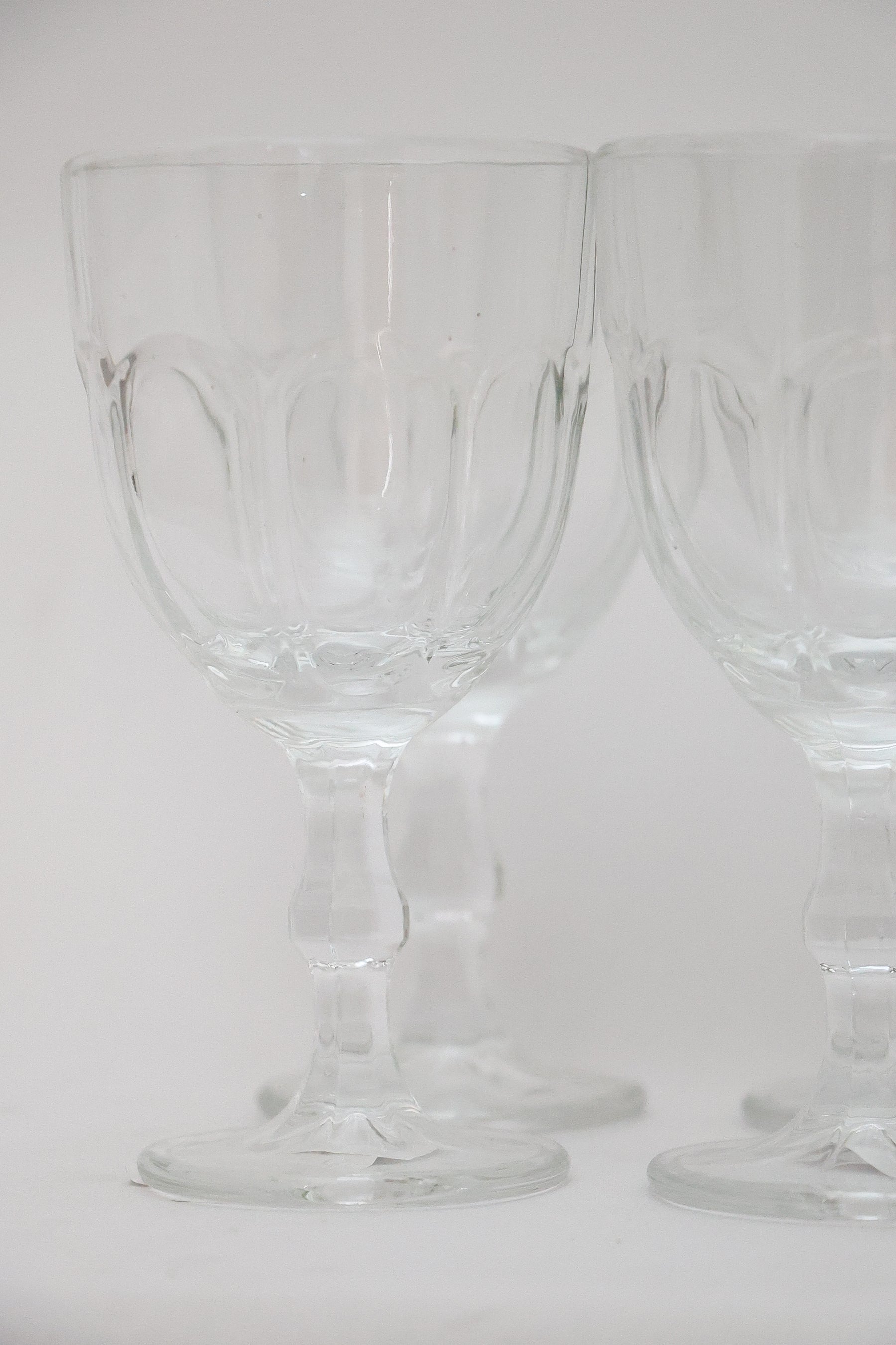 Taça de Vidro p/ Água Faces 300ml Lyor