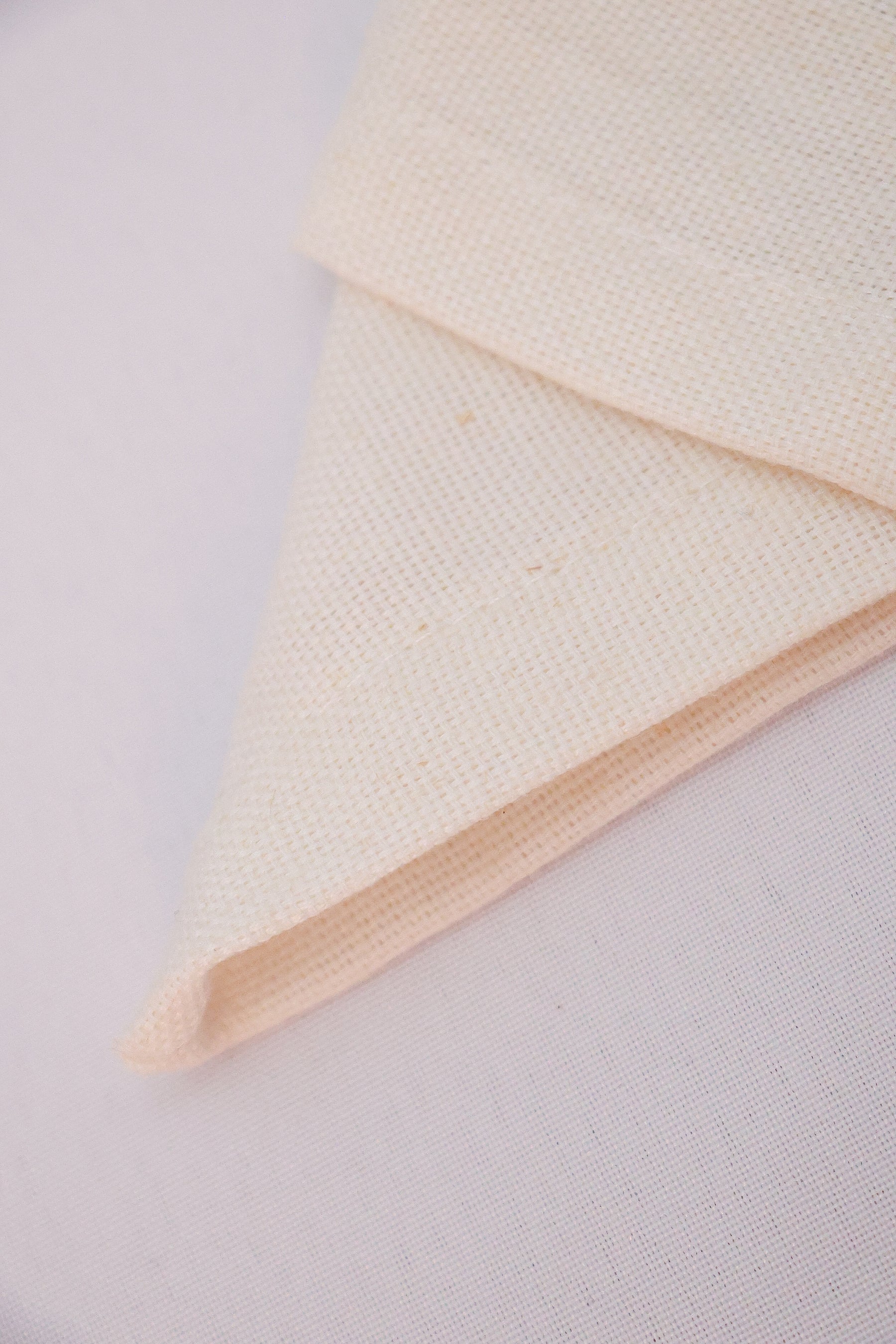 Guardanapo Linhão Off White Bordado Garden Mameg