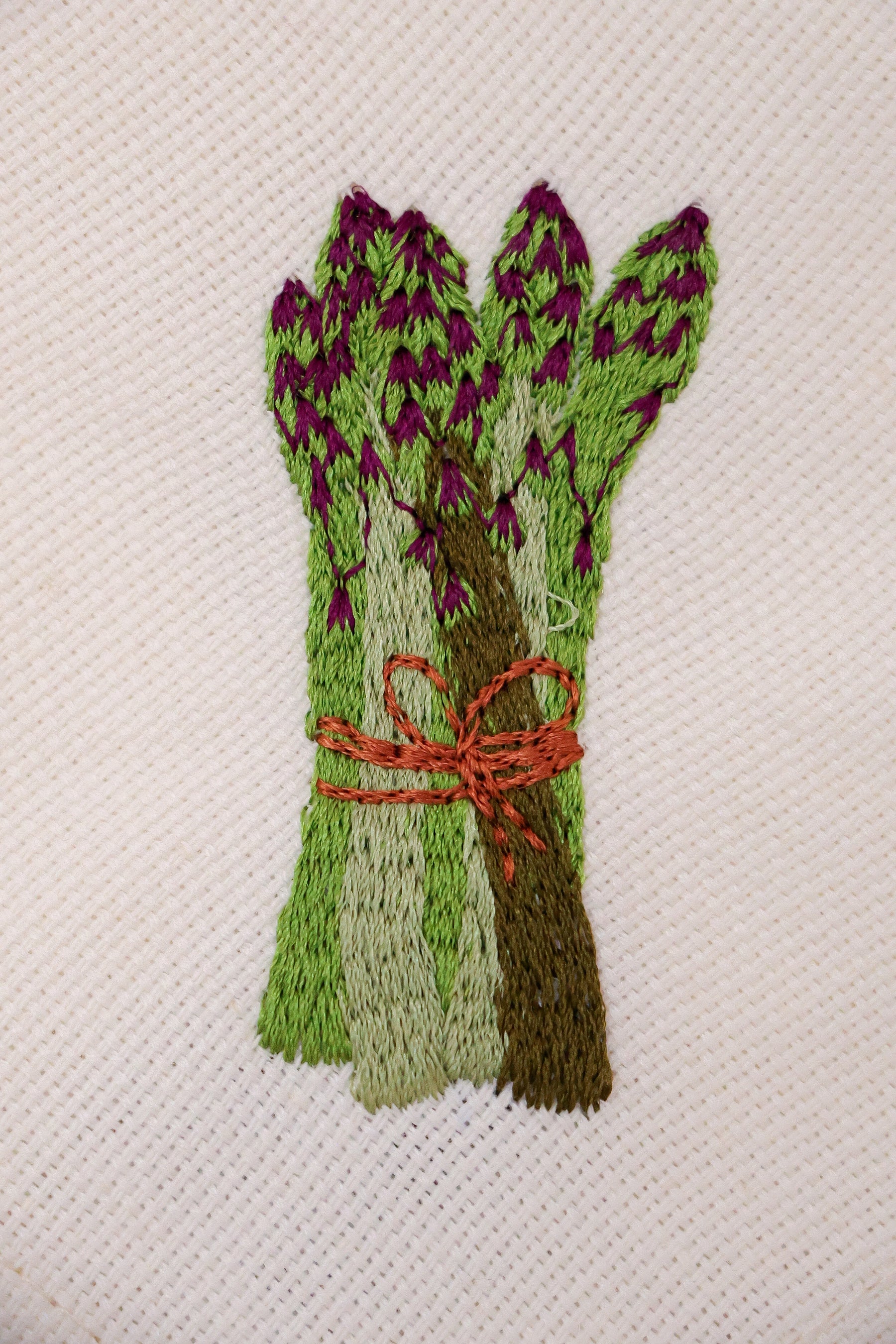 Guardanapo Linhão Off Bordado Vegetais