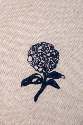 Guardanapo Linhão Off Bordado Hortencias Gardênia