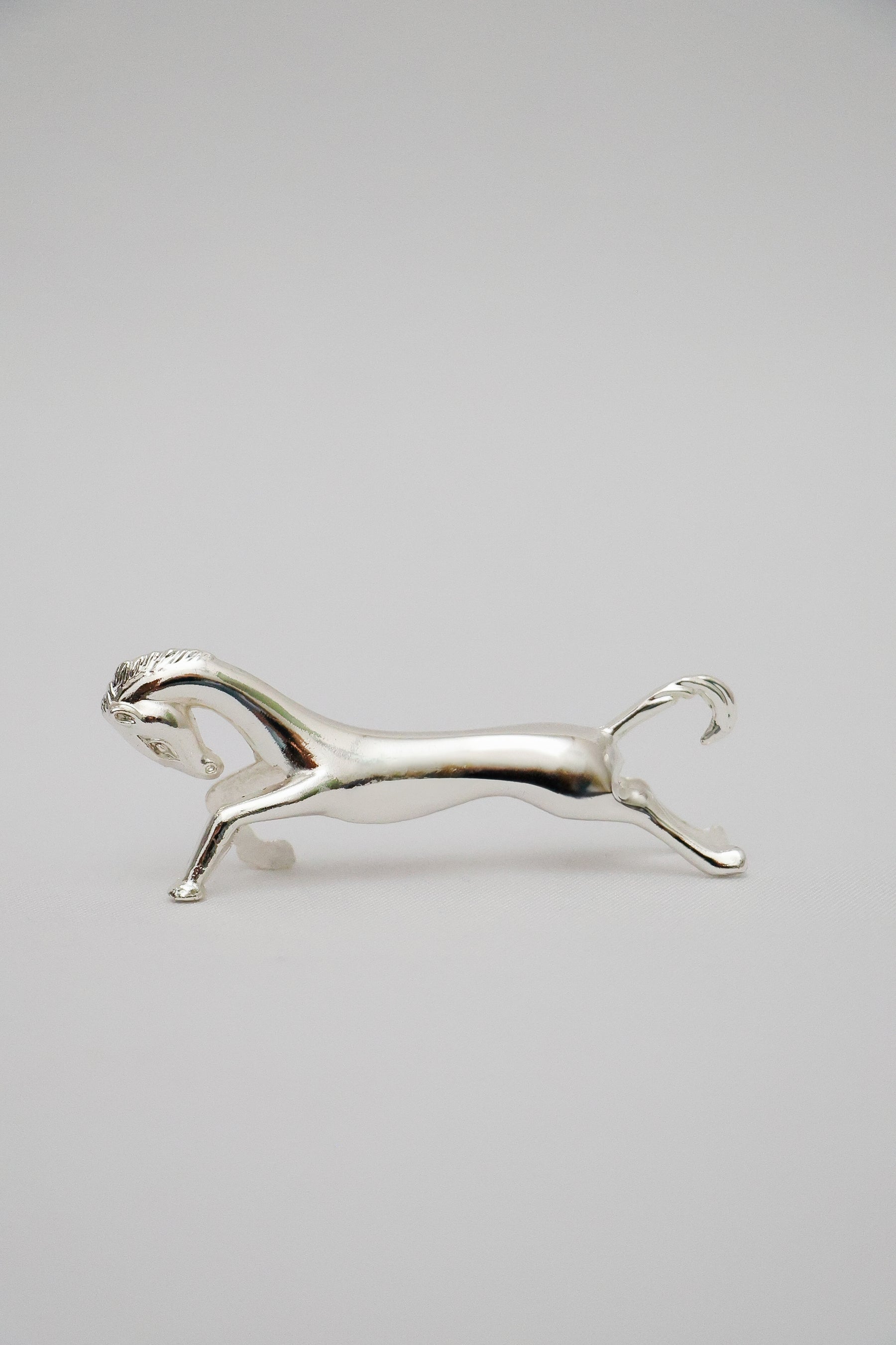 Descanço para Talheres Zamac Cavalo Wolff