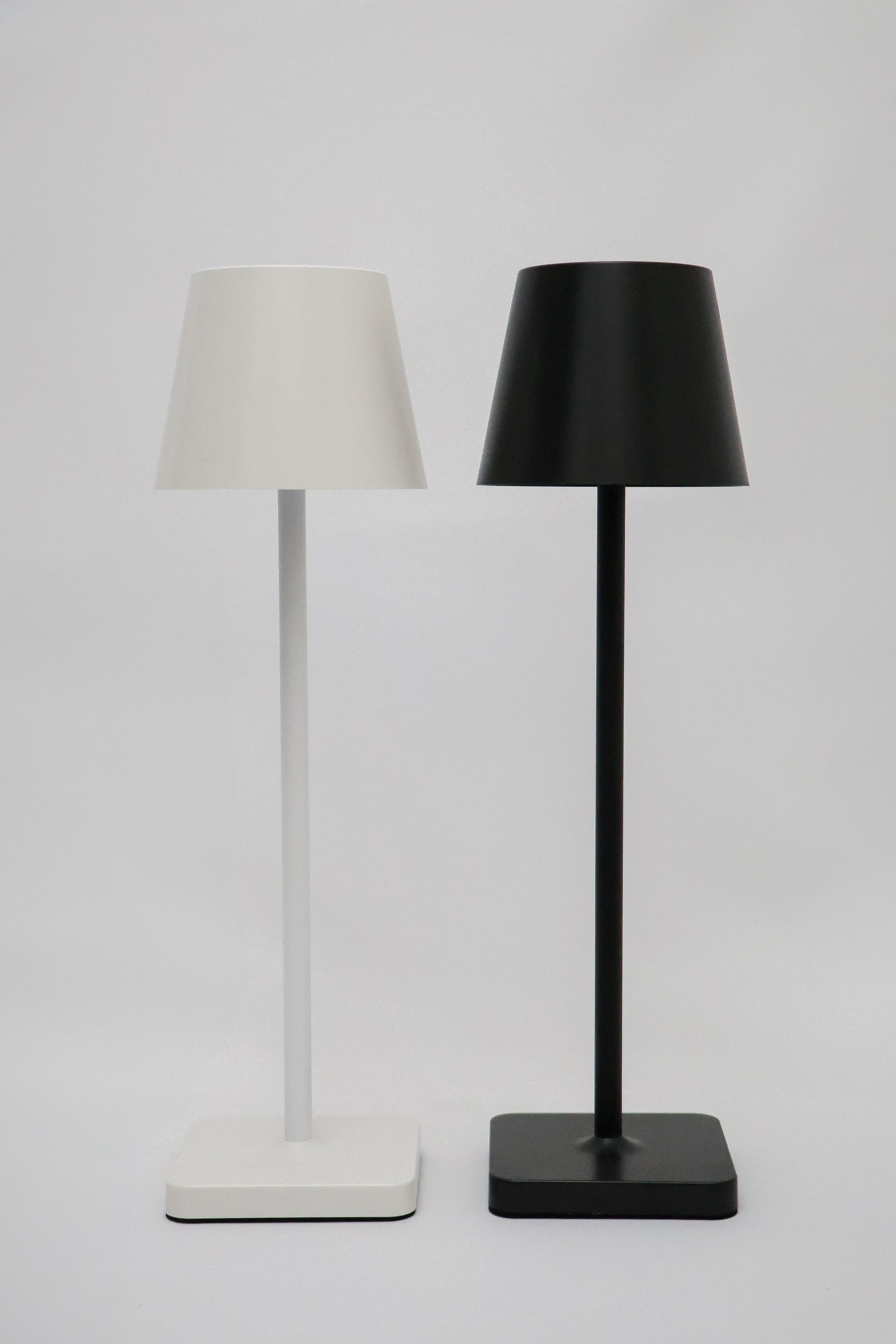 Luminária de Mesa Tátil Ross