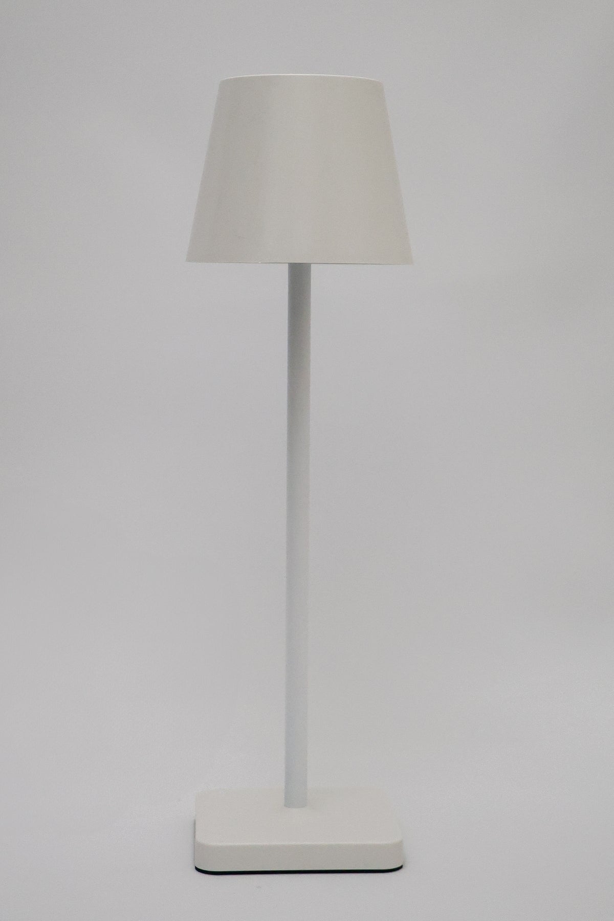 Luminária de Mesa Tátil Ross