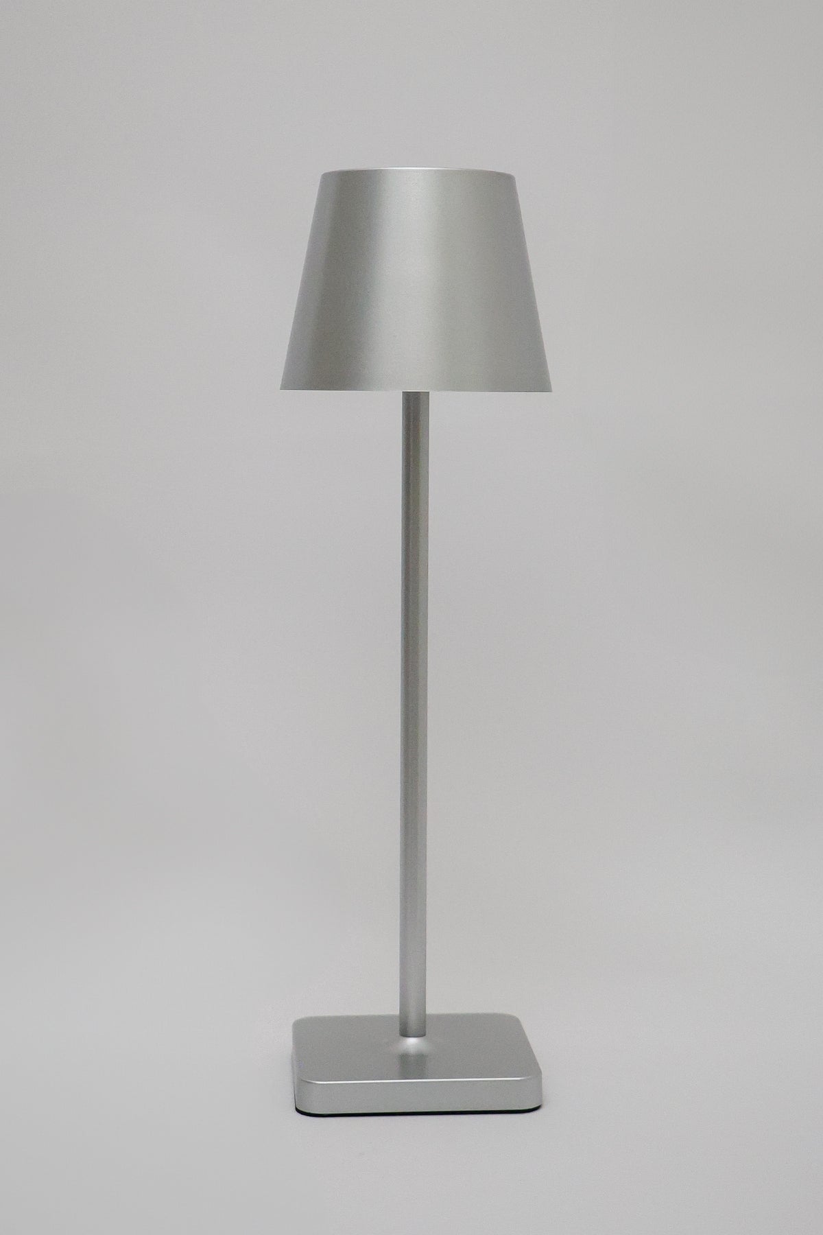 Luminária de Mesa Tátil Ross