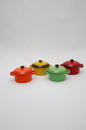 Mini Panelas Porcelana com Tampa Coloridas (Conjunto de 4 Unidades)