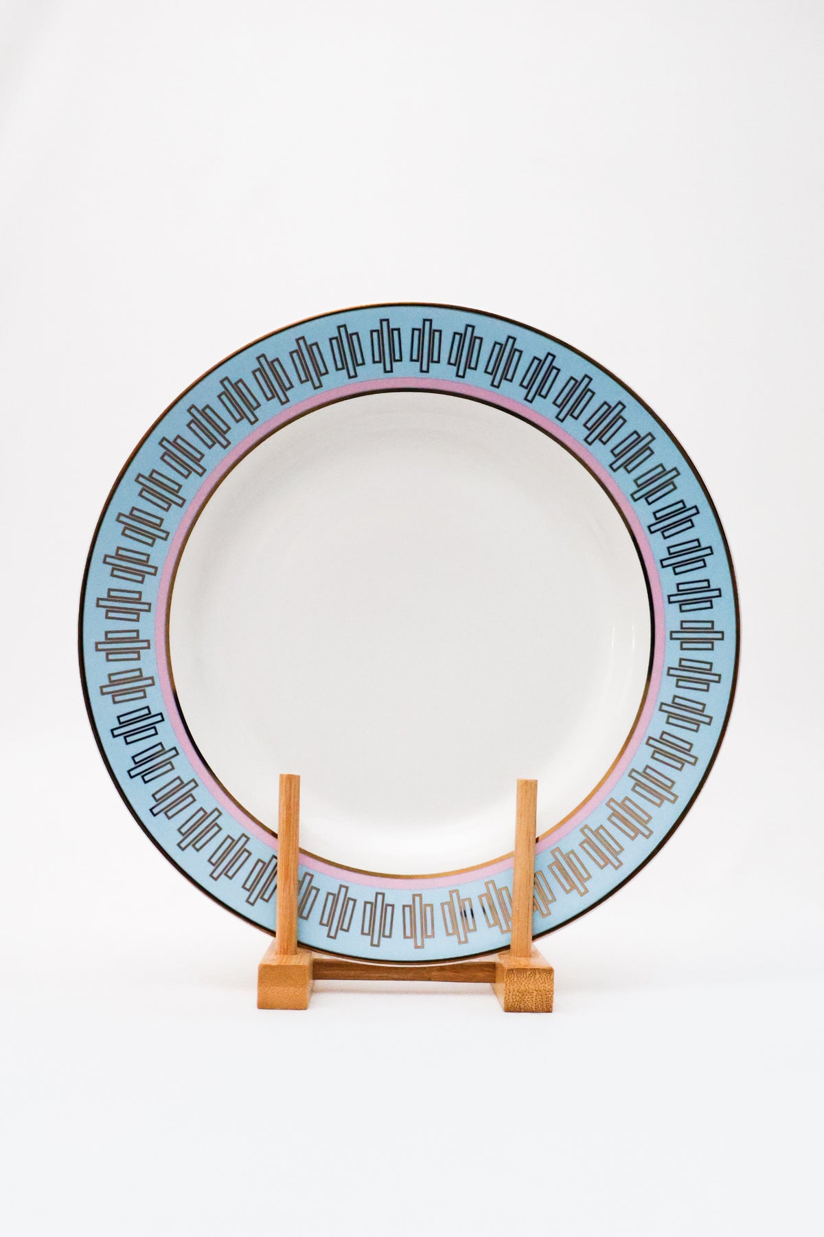 PRATO  RASO COSMOPOLITAN