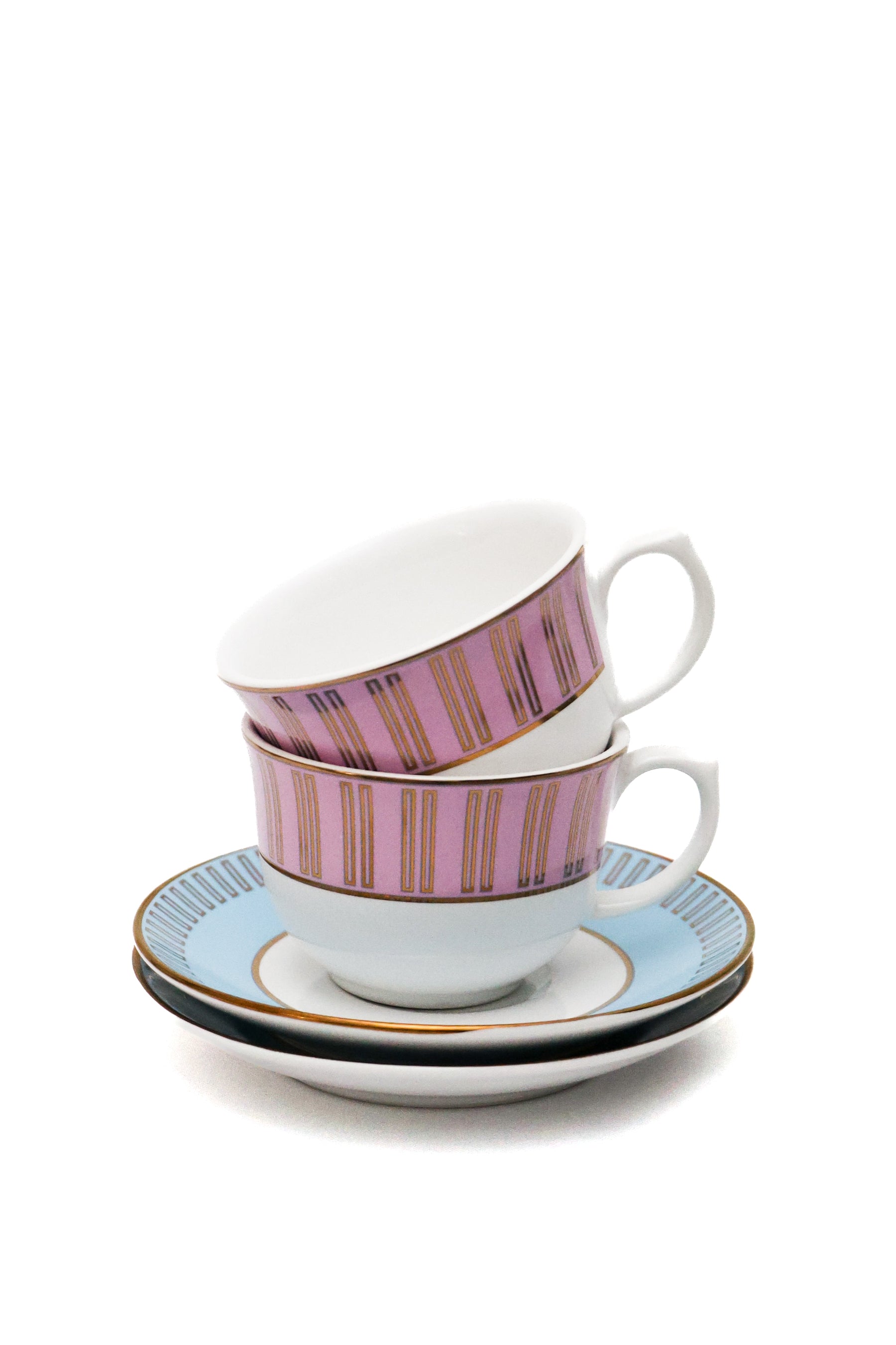 Xícara de Chá com Pires Cosmopolitan