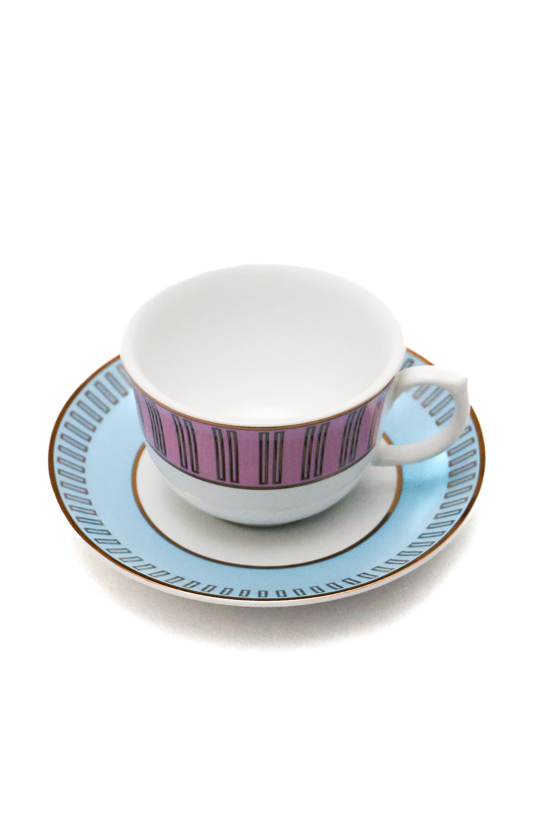 Xícara de Chá com Pires Cosmopolitan