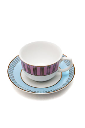 Xícara de Chá com Pires Cosmopolitan