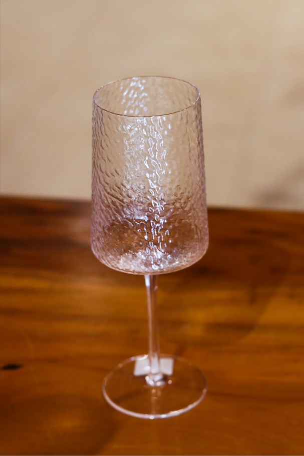 Taça de Cristal Petra p/ Vinho Martelado Lyor