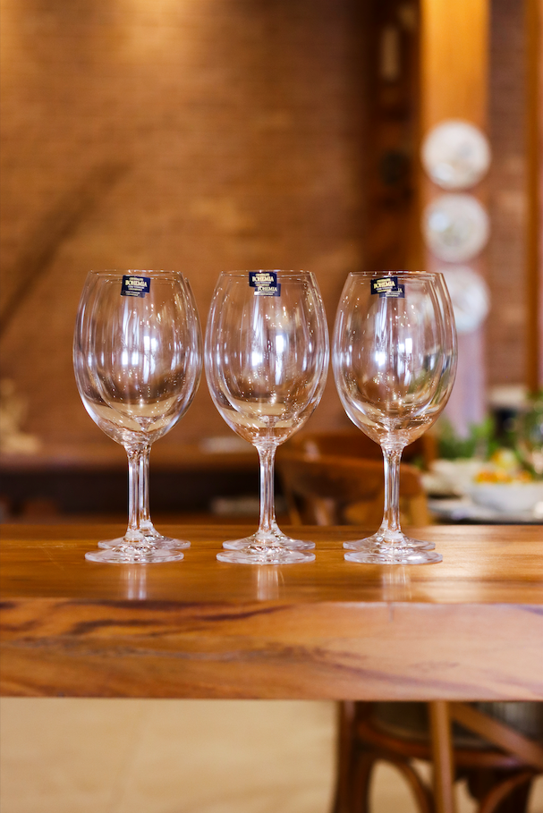 Taça de Cristal p/ Vinho 450ml Linha Bohemia Lyor