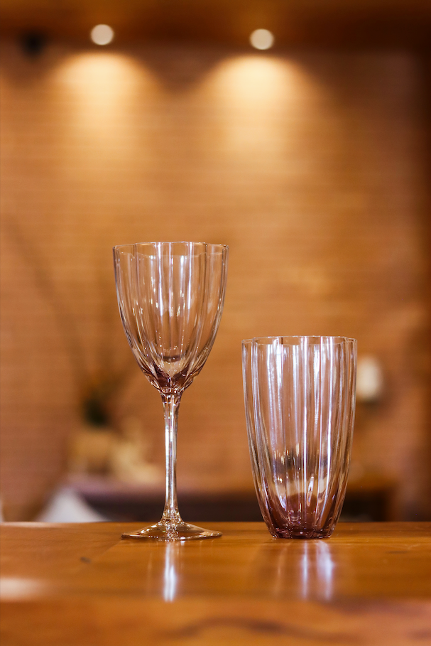 Taça de Vidro P/ Vinho Miami Transparente Lilás 280ml