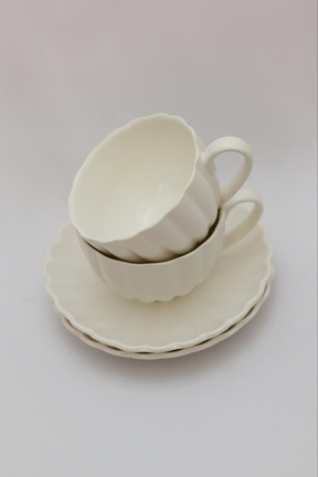 Xícara de Café com Píres Pétalas Wolff