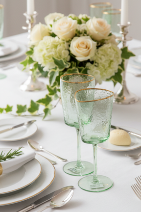 Taça de Vidro p/ Vinho Amazônia Ouro 330ml