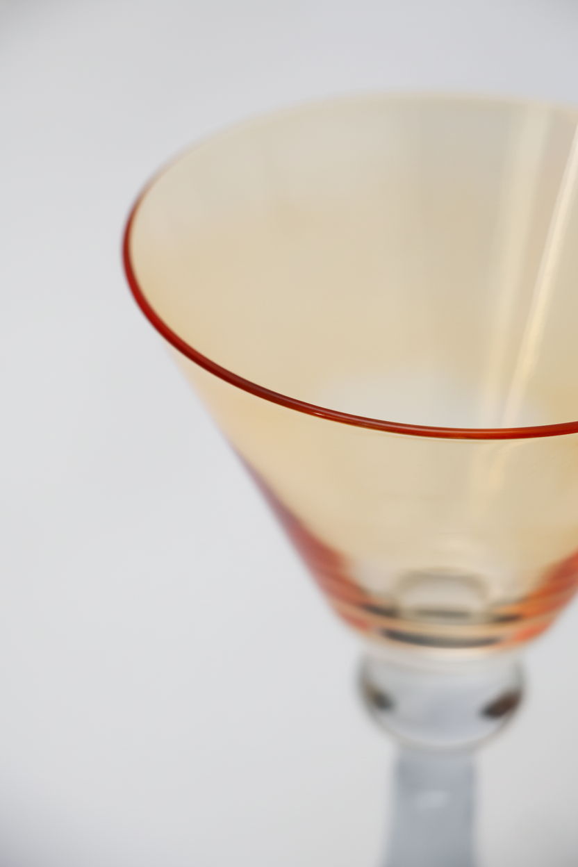 Taça de Vidro Coupe Suíça 150ml - Âmbar e Cinza