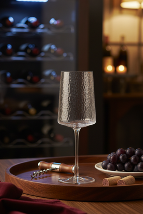 Taça de Cristal Petra p/ Vinho Martelado, Lyor