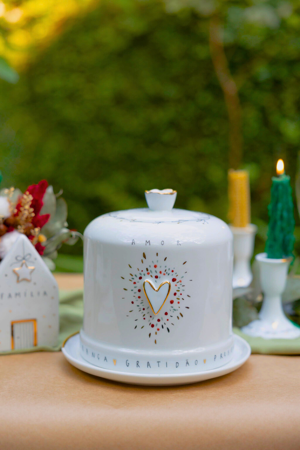 Porta Panetone Cúpula Sem Base Amor