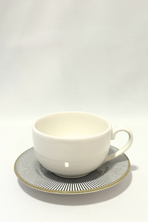 Jogo de 6 Xícaras de Chá com Pires Ritz Preto Alleanza