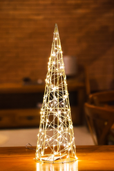 Árvore Decorativa Vazada 200 LEDs